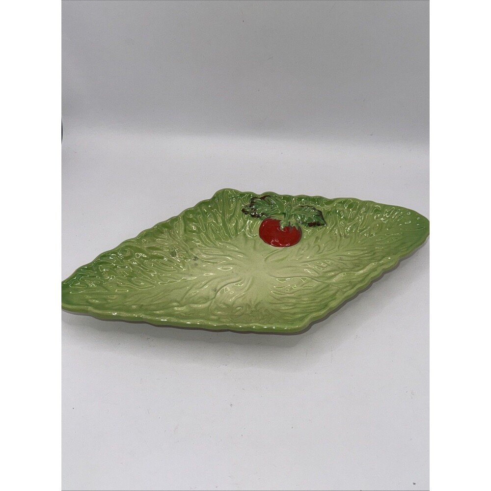 Arthurwood Diamond Shaped Lettuce Leaf Dish with Tomato – 4095